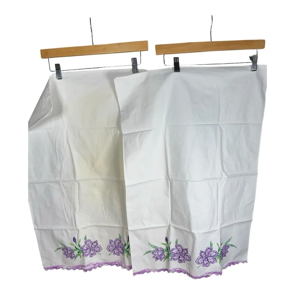 Floral Embroidered‎ Pillowcases Set